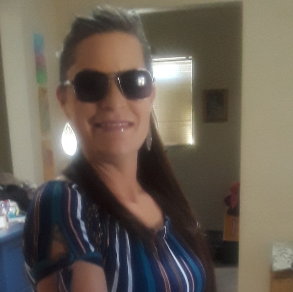 Meet your Posher, Carrie